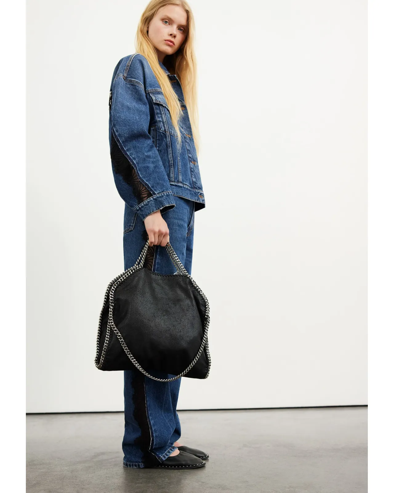 Falabella Foldover Tote Black | Matsuya Ginza