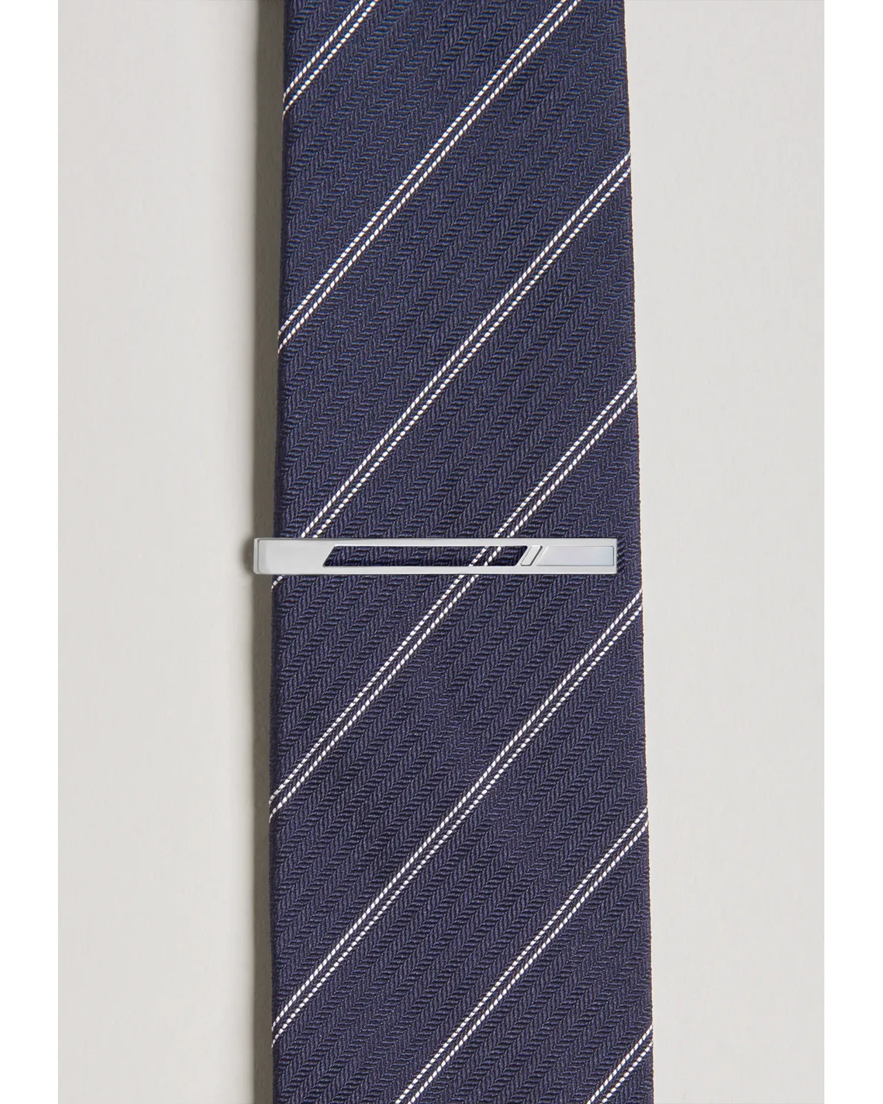 【dunhill 】マザーオブパール　カットアウトタイバー　現行品　未使用 マザーオブパール カットアウト タイバー | Matsuya Ginza
