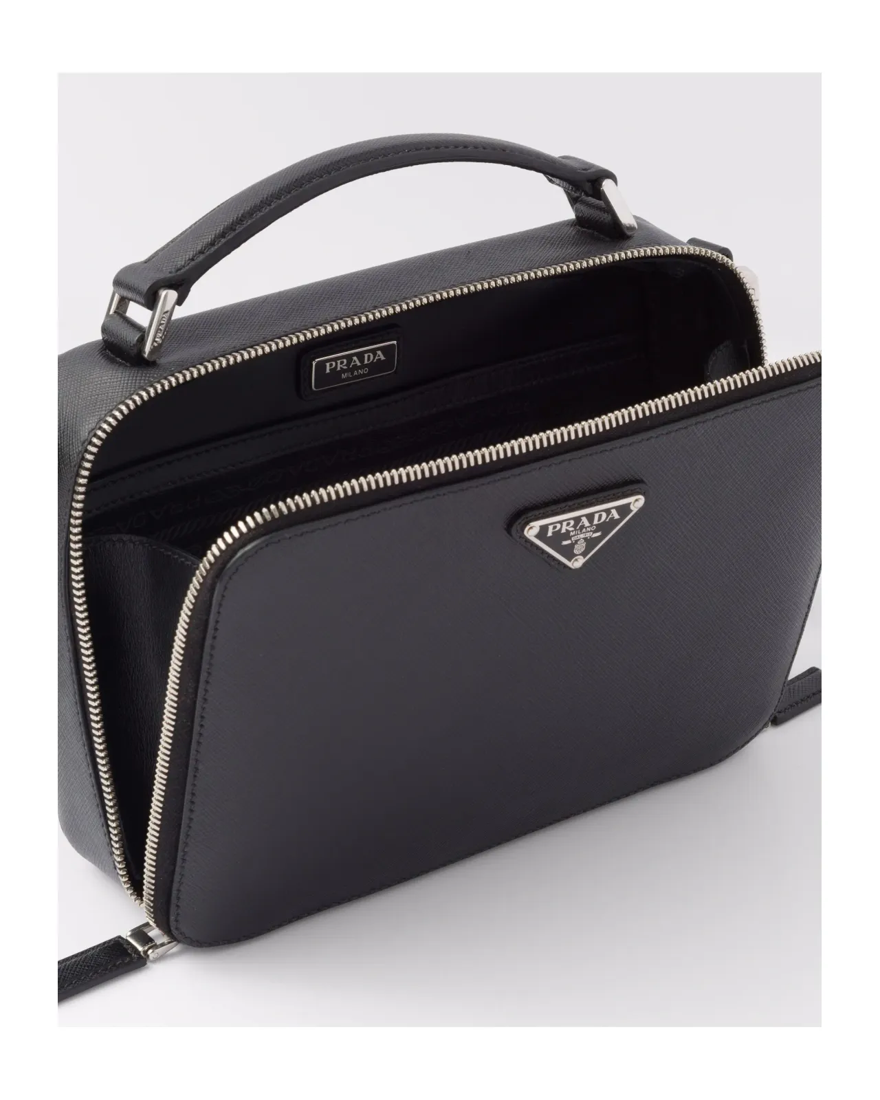 プラダ ブリック サフィアーノレザーバッグ | Matsuya Ginza