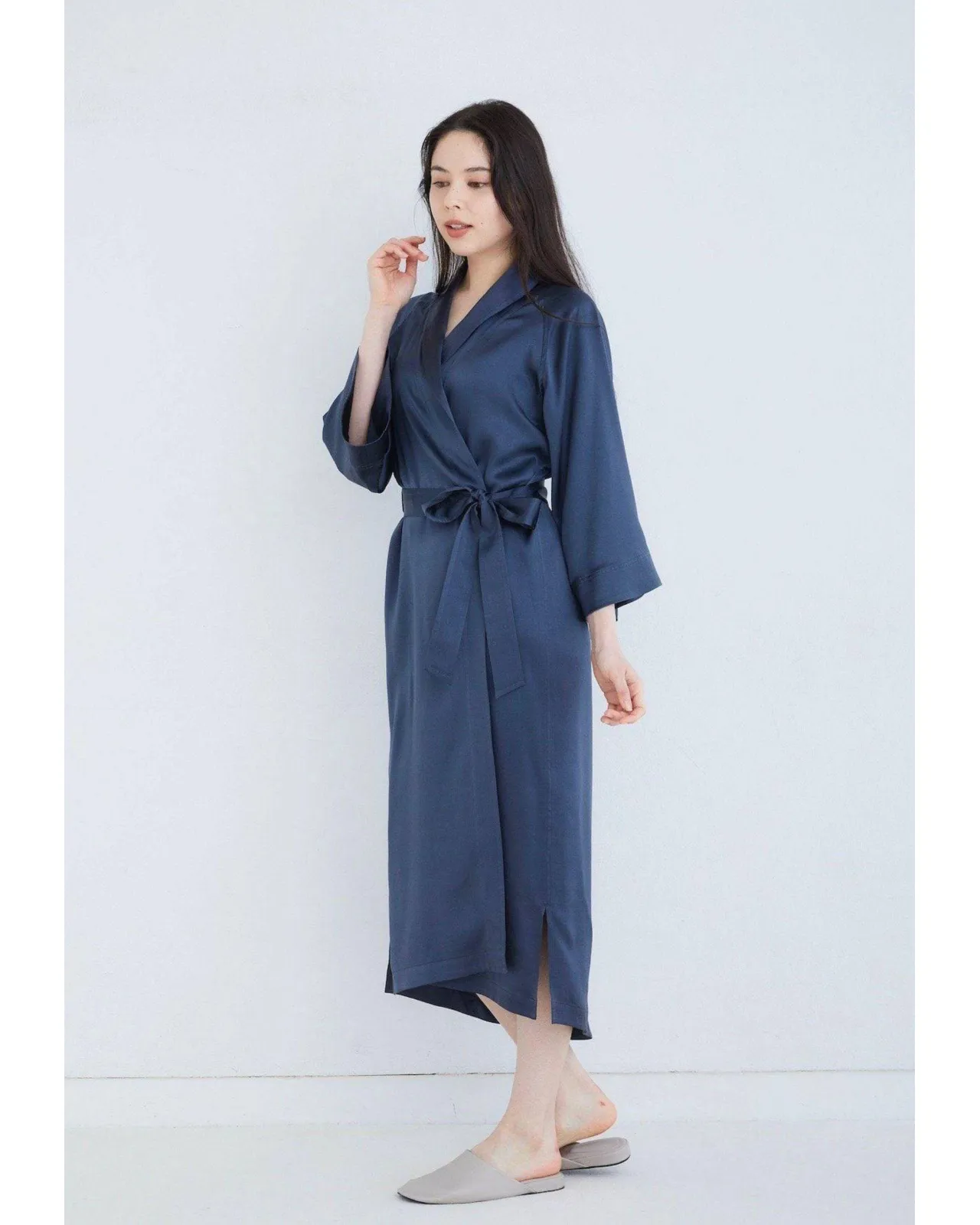 ETRE TOKYO1stシーズンシルクガウン 19silkrobe01_mp01.jpg