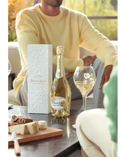 ペリエ ジュエ ブラン ド ブラン 750ml 12% ペリエ ジュエ ブラン・ド・ブラン - 春の初日を祝う完璧な