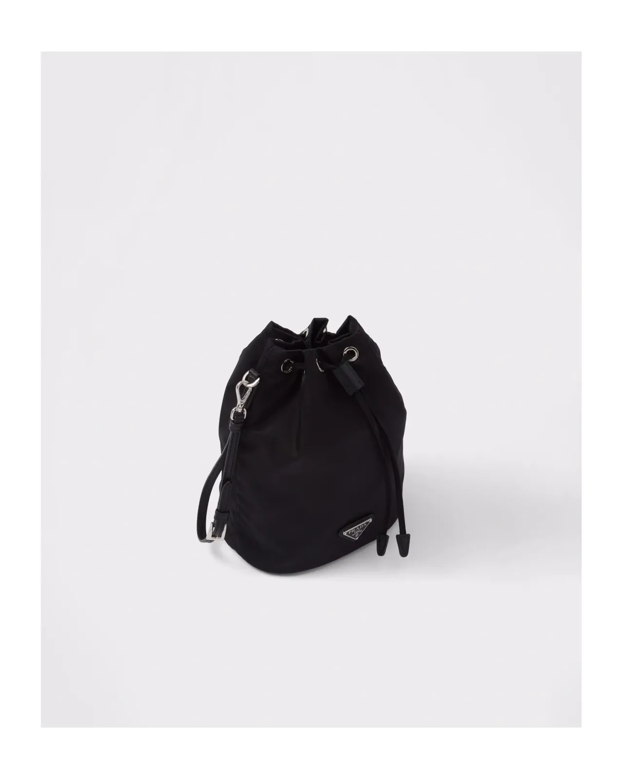 Re-Nylon ポーチ | Matsuya Ginza