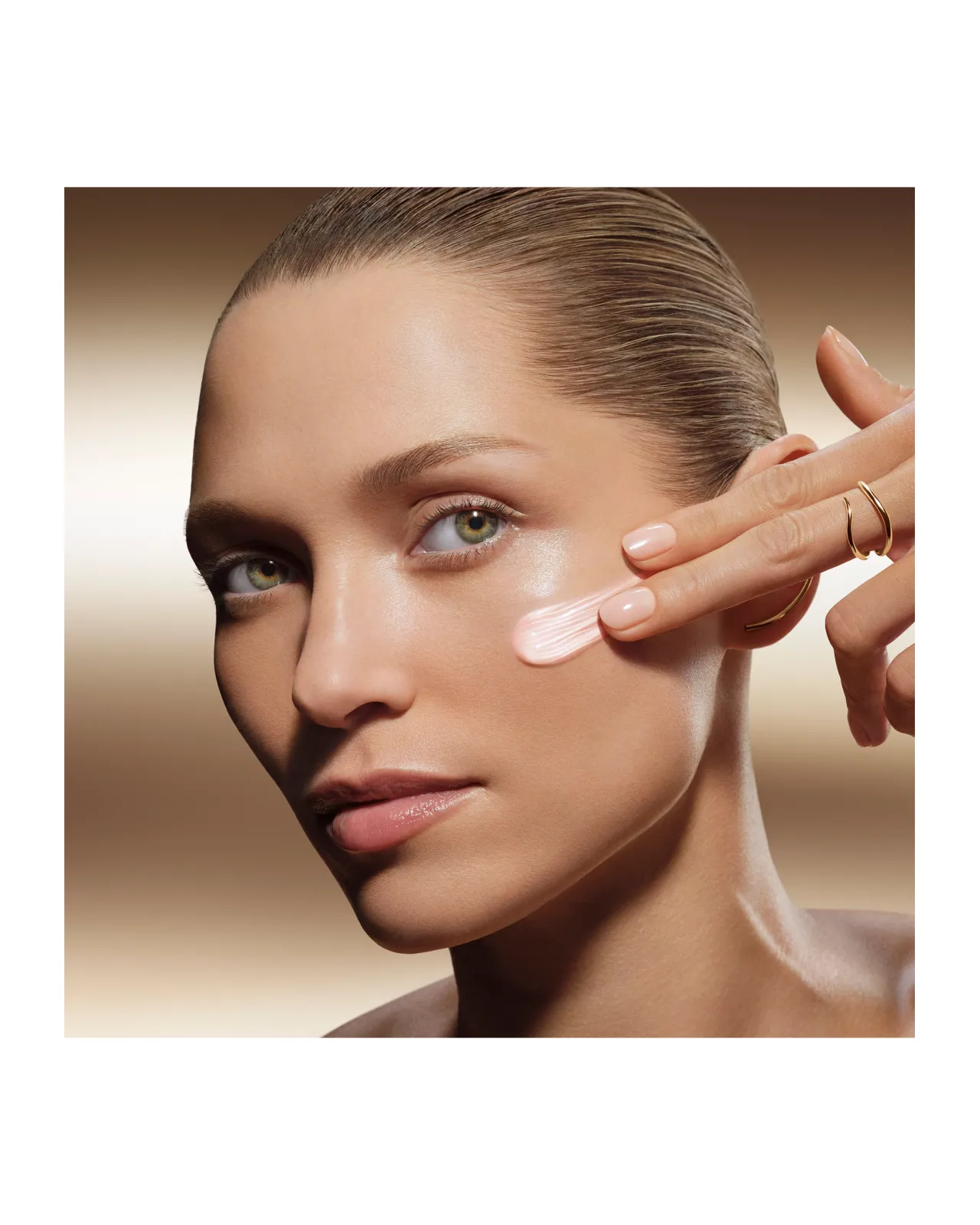 アプソリュ ザ ソフトクリーム 30ml | Matsuya Ginza