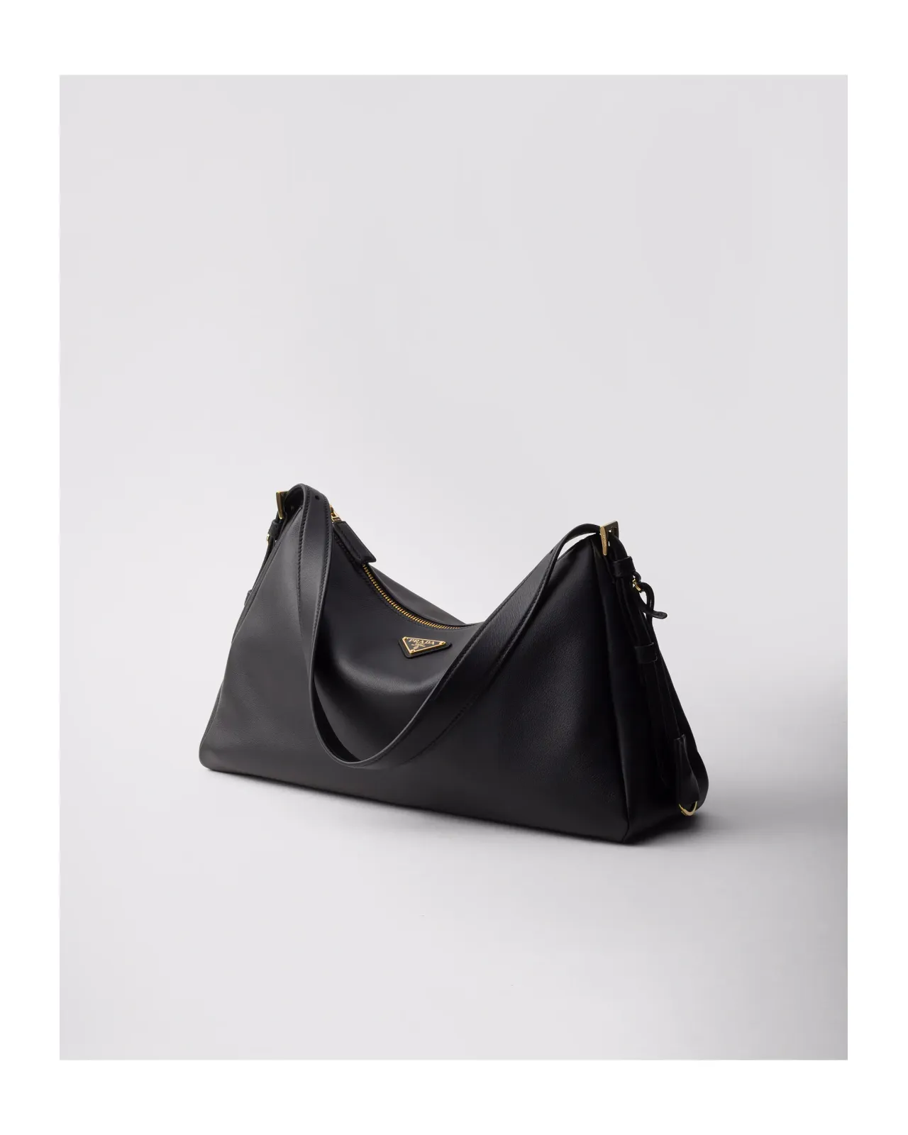 プラダ エメ ラージ ソフトグレインレザー ショルダーバッグ | Matsuya