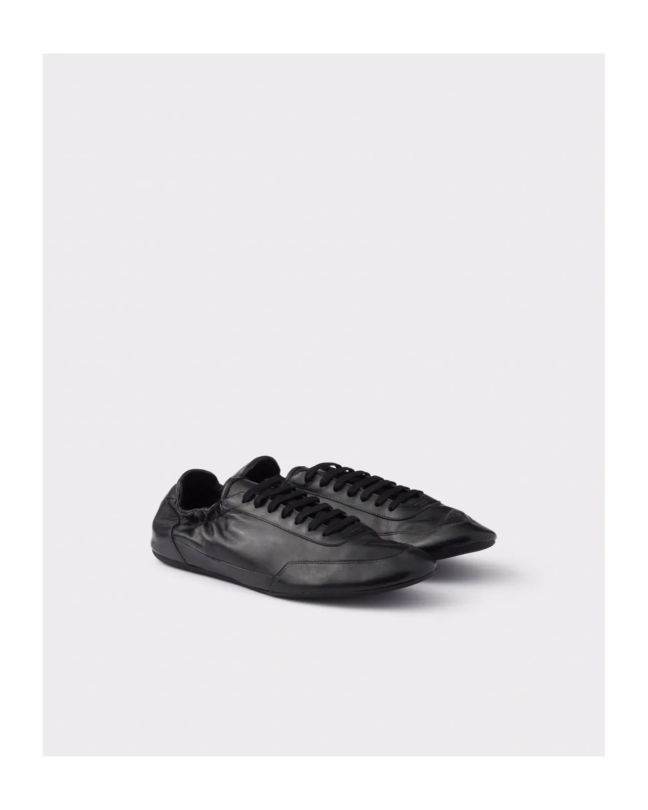 定価7万UNDERCOVER バラ プリント レザー シューズ 黒　サイズ7 プラダ コラプス レザー スニーカー | Matsuya Ginza