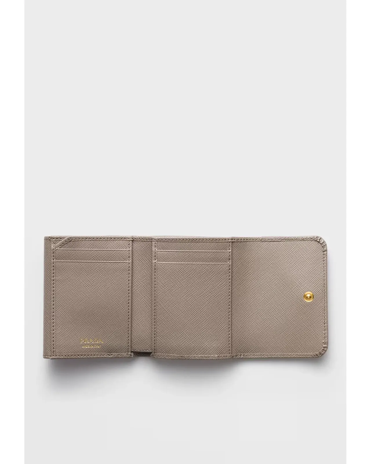 サフィアーノトライアングル 財布 | Matsuya Ginza