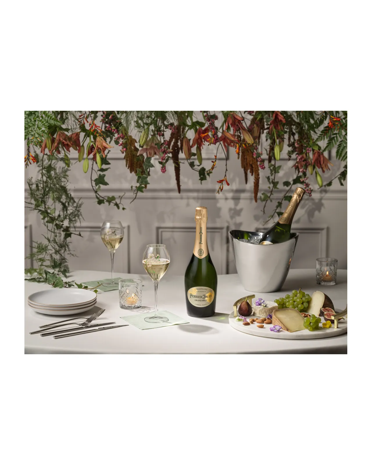 その他 PERRIER JOUET Perrier-Jouët Grand Brut 2-Glass Set Ecological Box 750ml