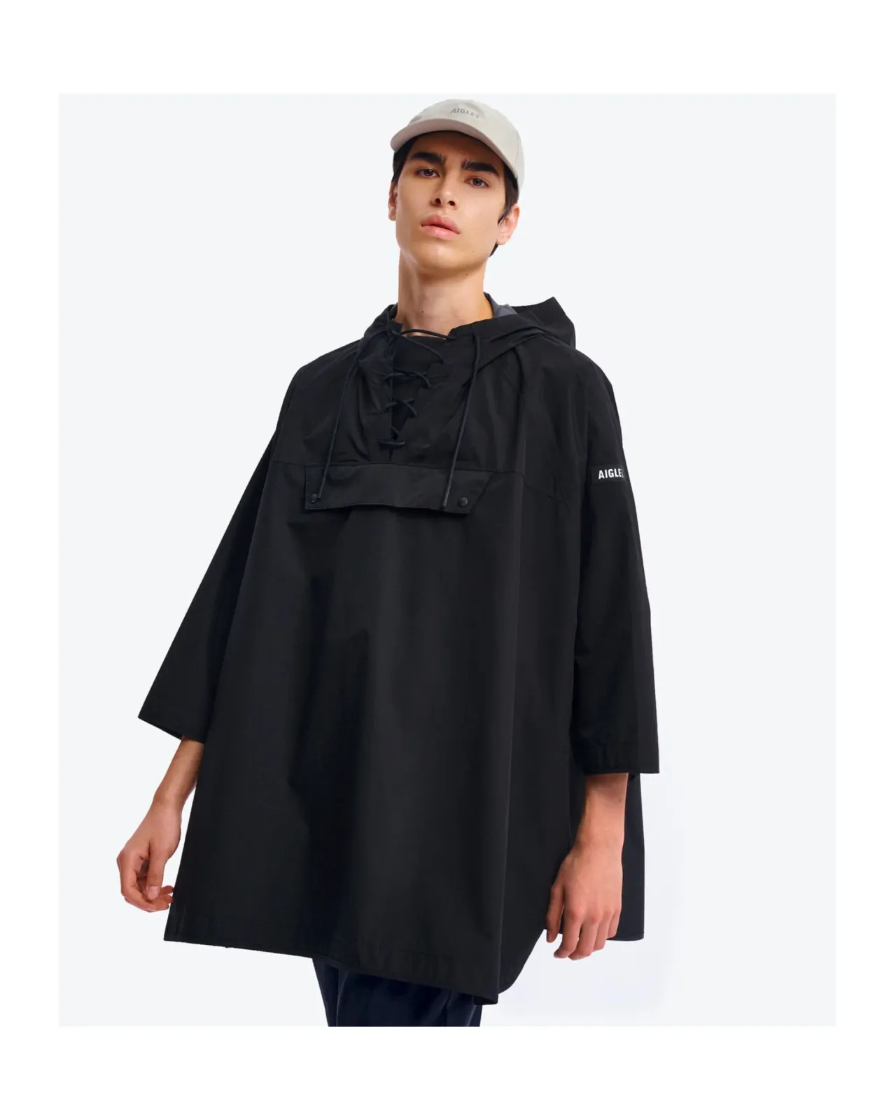 Supreme ナイロンパッカブルポンチョ 透湿防水 撥水 防風 2トーンデザイン パッカブルポンチョ / 収納袋付き