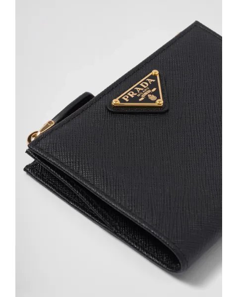 ブラック サフィアーノトライアングル財布 | PRADA Daiki Ichihara様