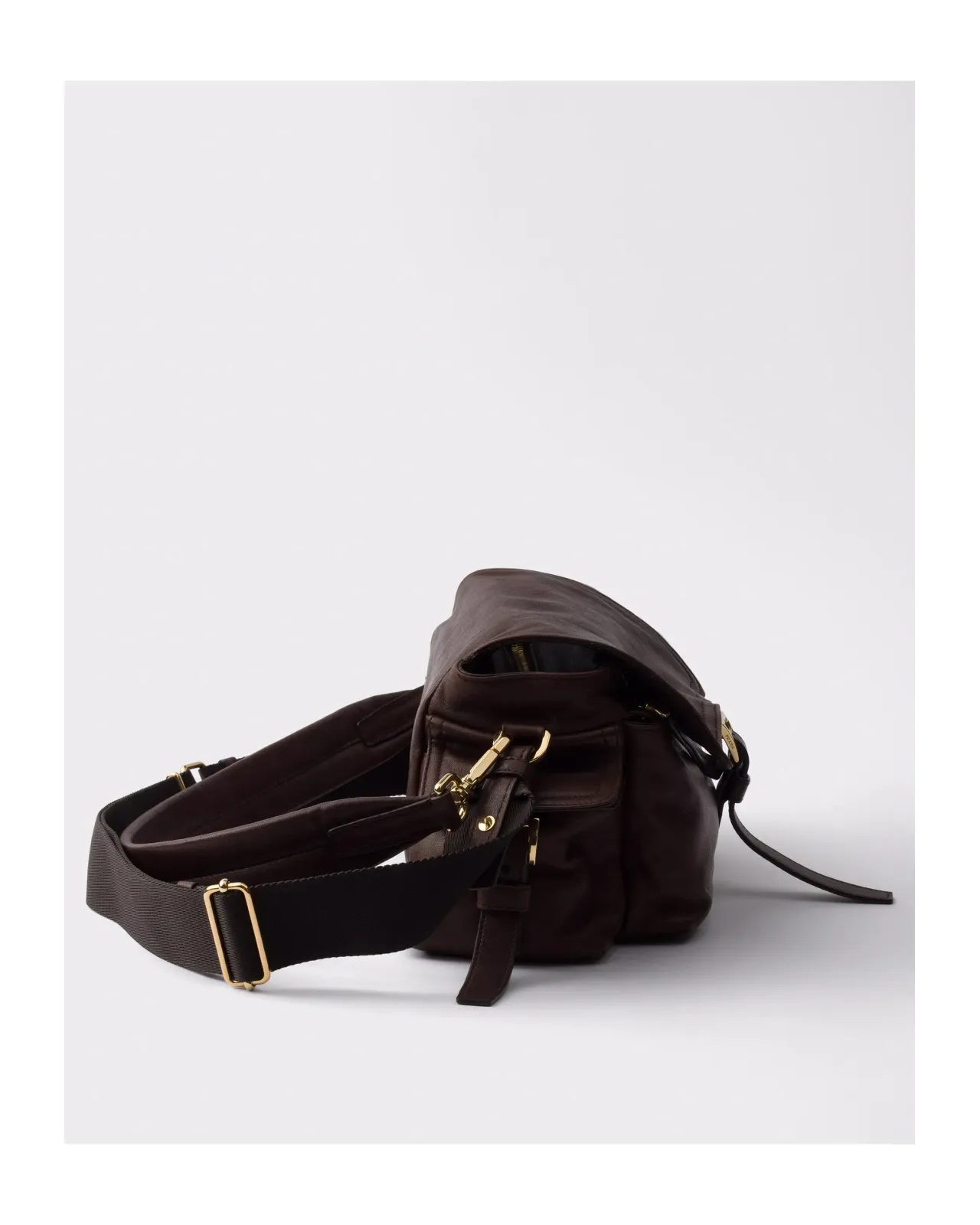 プラダ エクスプローラ ナッパレザー ショルダーバッグ | Matsuya Ginza