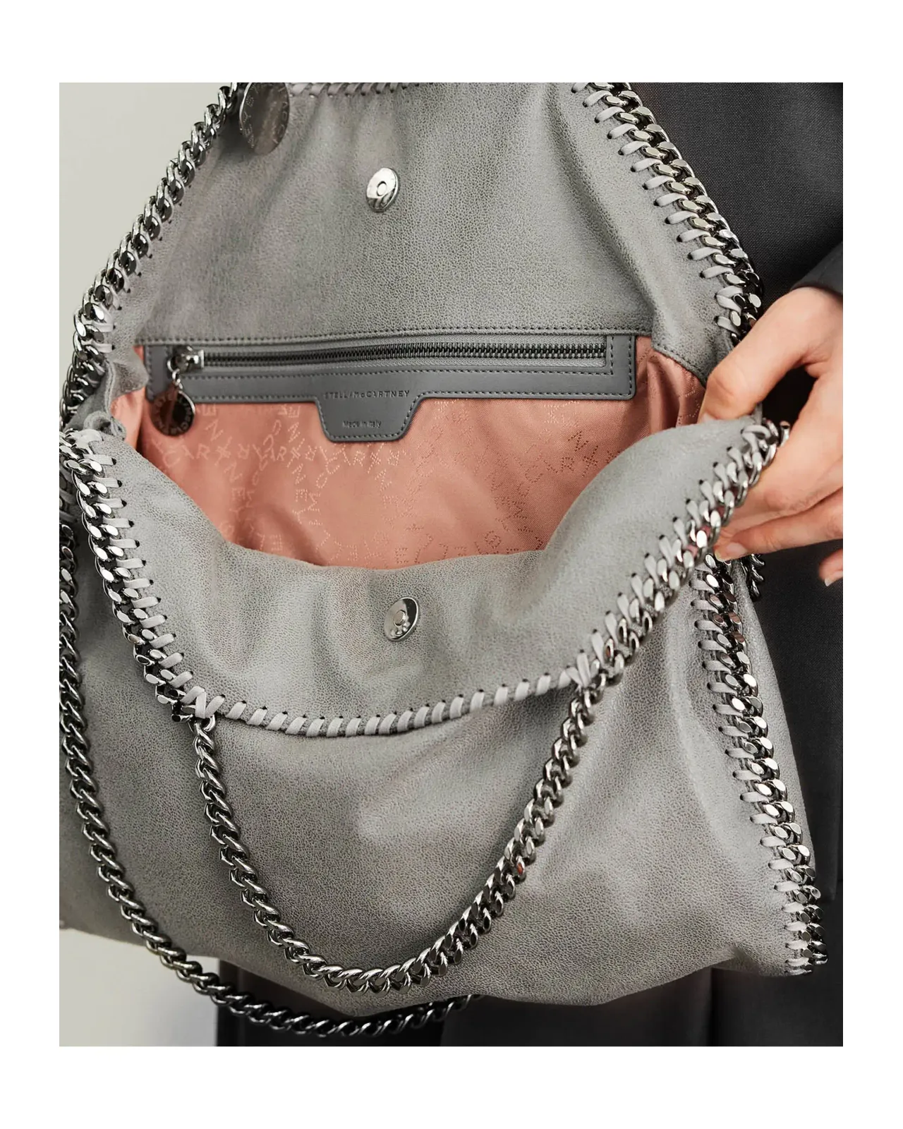 Stella McCartney ファラベラ フォールドオーバー グレー バッグ Women Grey Falabella Fold-Over Tote Bag | Stella McCartney US