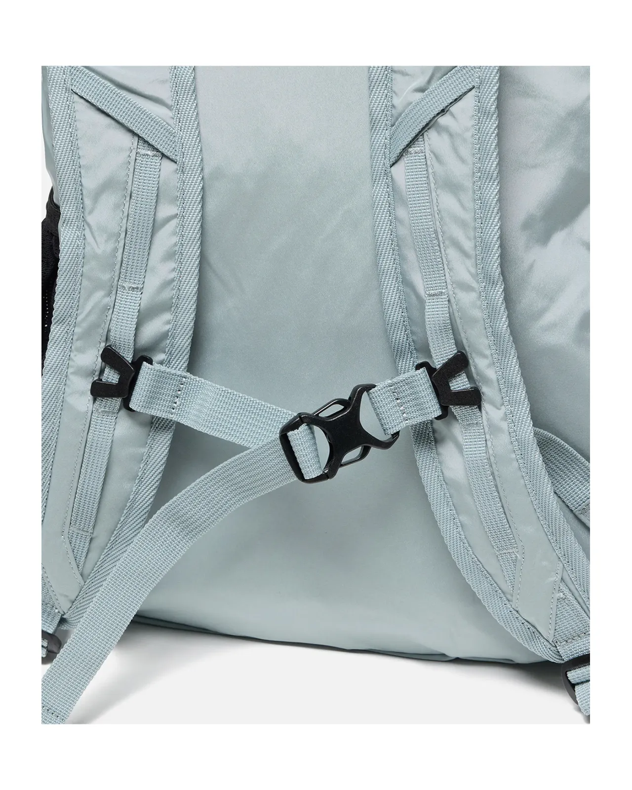 撥水 パッカブルバックパック 20L | Matsuya Ginza
