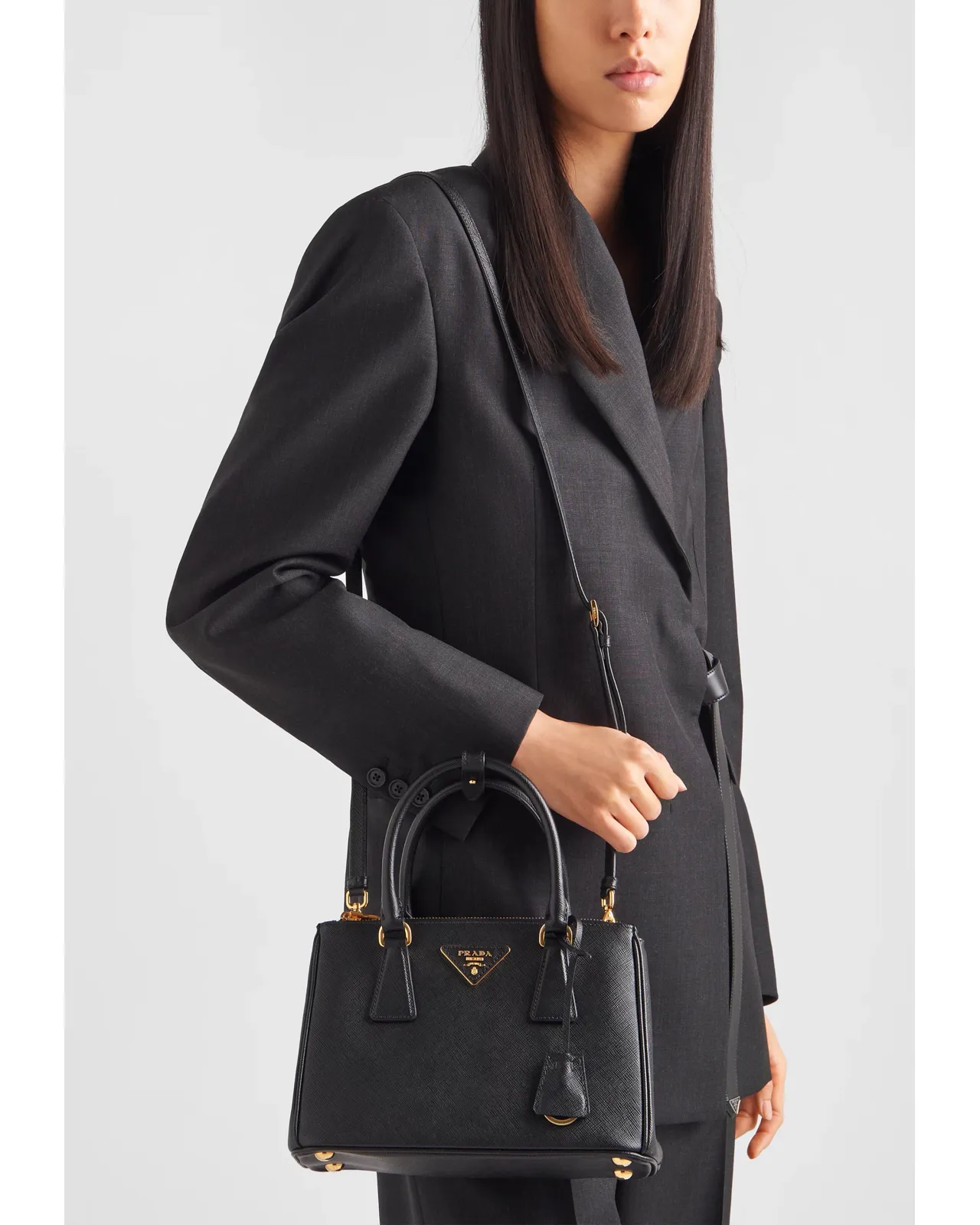 プラダ ガレリア サフィアーノレザー スモールバッグ 1BA896 NZV F0002