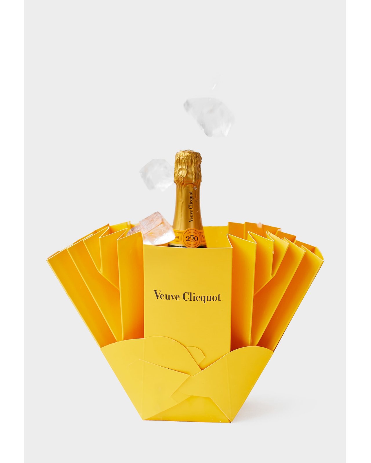 ヴーヴ・クリコ イエローラベル アイスボックス 750ml | Matsuya Ginza