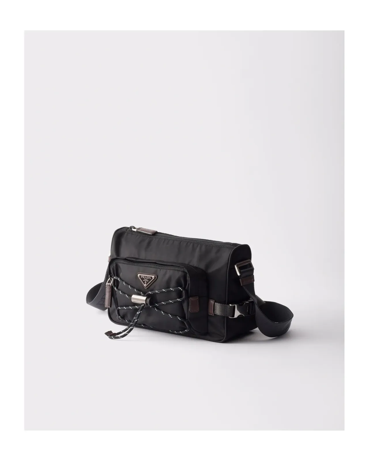 ショコタです。プラダ ☆ショルダーバッグ PRADA (プラダ) トライアングル ロゴ サフィアーノ レザー ショルダー