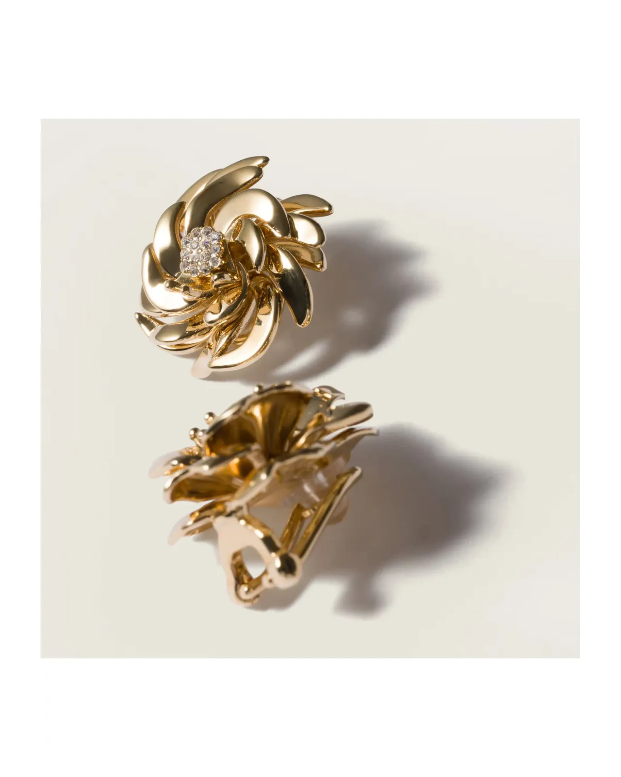 クリスタル付 メタル ピアス | Matsuya Ginza