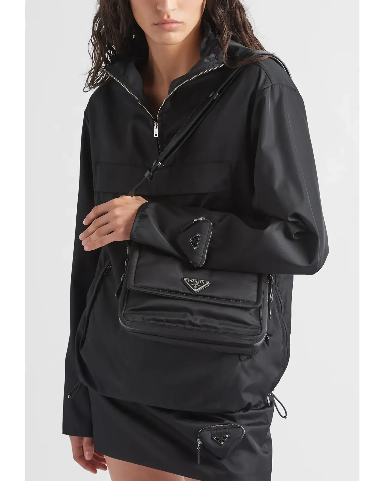 スモール パデッド Re-Nylon ショルダーバッグ | Matsuya Ginza