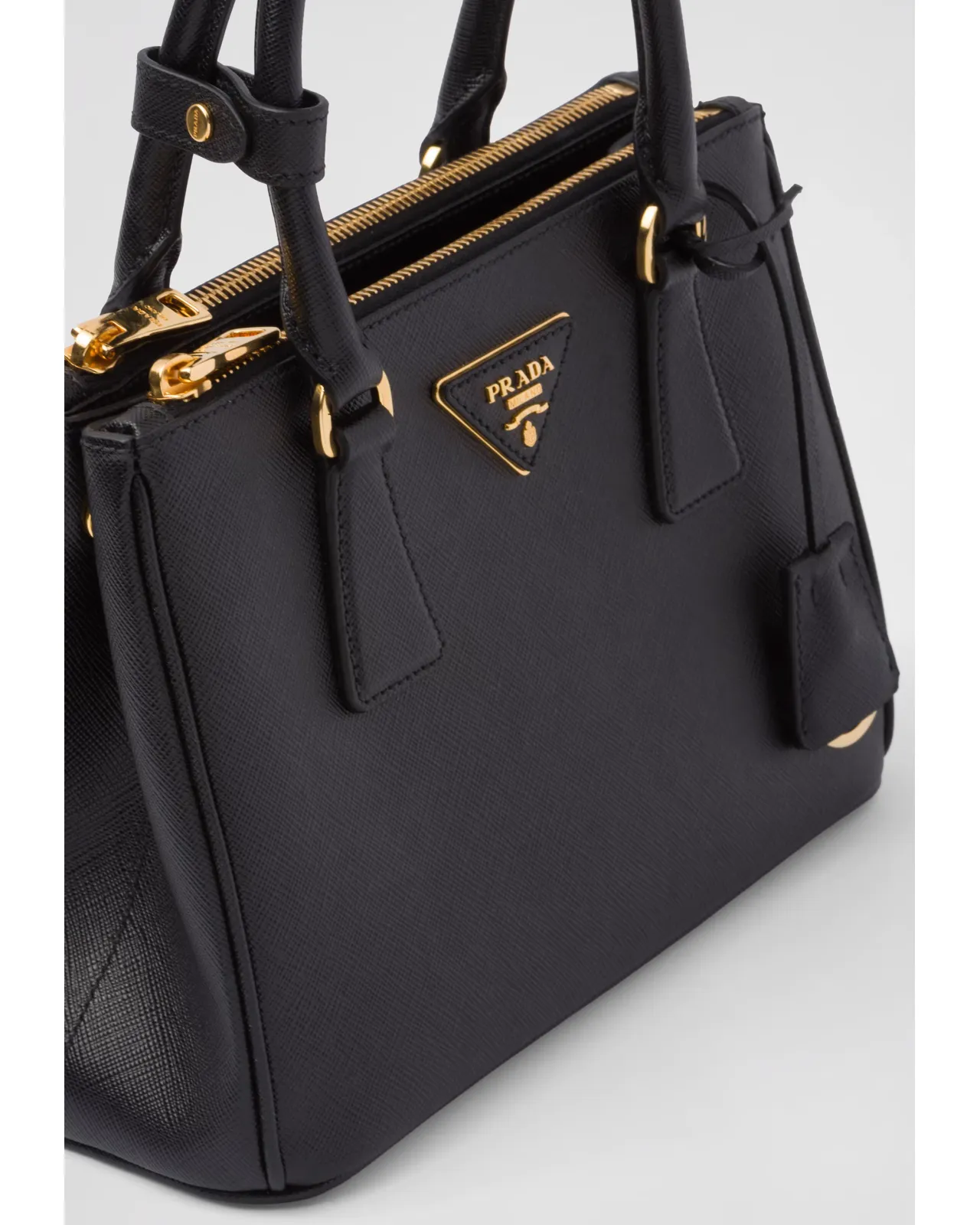 ガレリアサフィアーノ プラダ コピー ガレリア サフィアーノスペシャルエディション スモール