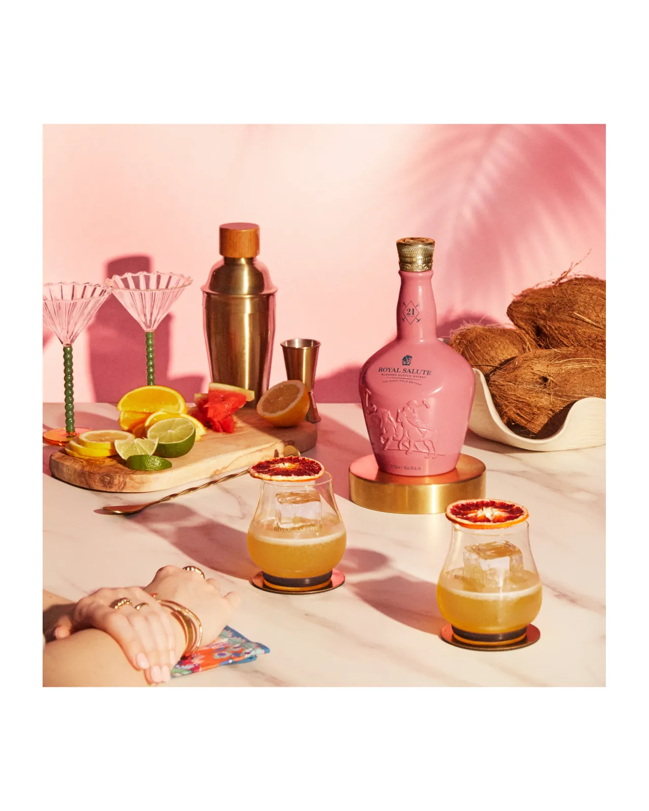 ローヤルサルート21年 マイアミ ポロ エディション 700ml