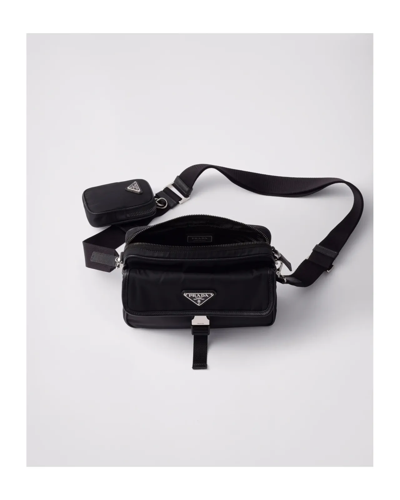 Re-Nylon xサフィアーノレザー ショルダーバッグ | Matsuya Ginza